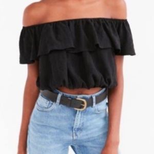 Kimchi Blue Urban Outfitters off shoulder Top,Sz L